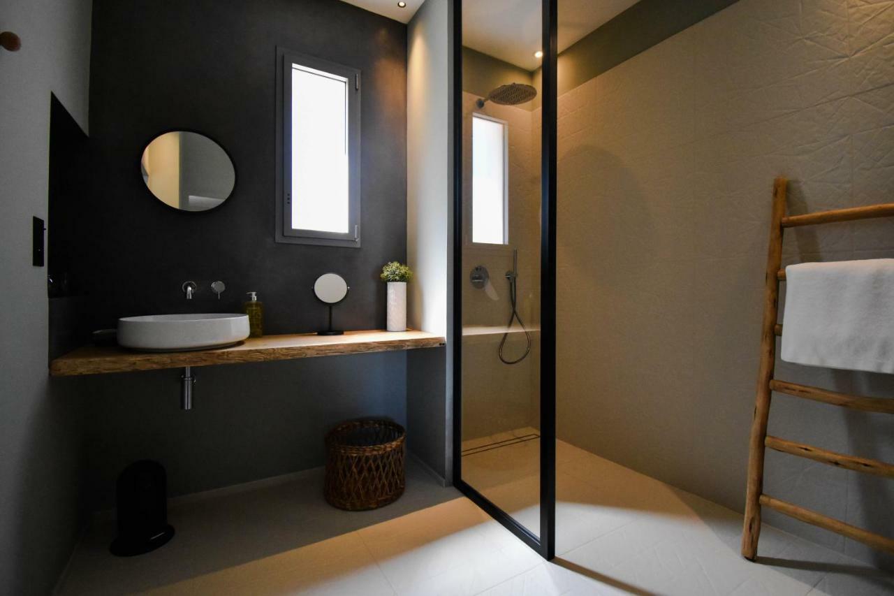 Les Loges En Provence "Villa Garrigue" Villeneuve-lès-Avignon Екстериор снимка